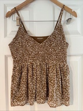 Old Navy Brown & White Smocked Peplum Tank